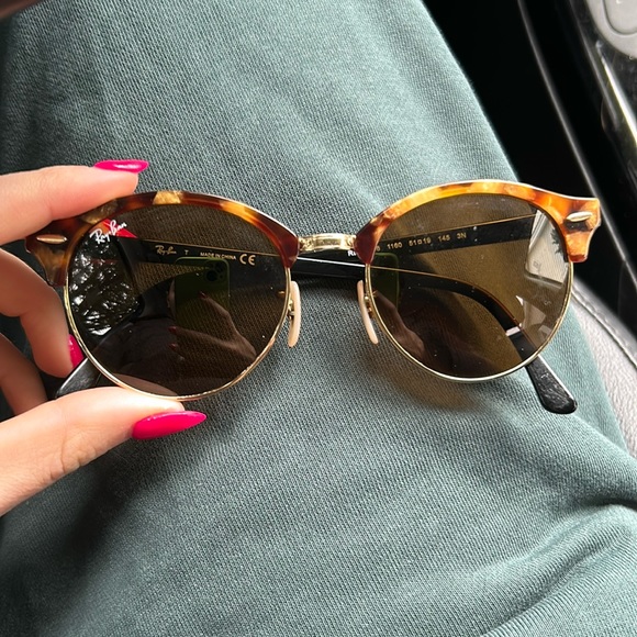 Ray-Ban Accessories - ray bans club round